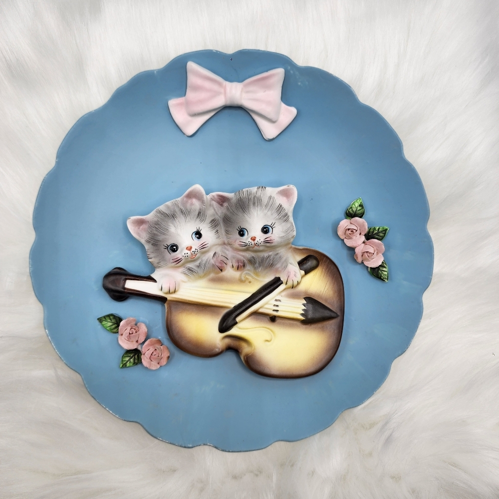 Vintage Lefton 3D Cats Playing Fiddle Violin Hanging Plate 25698